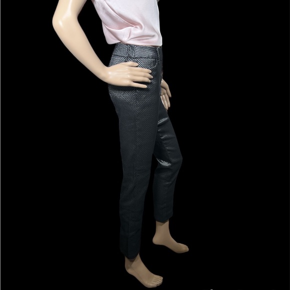 CATO FASHIONS - Contemporary Metallic Pattern Cigarette Pants - Size 2 - Picture 3 of 7